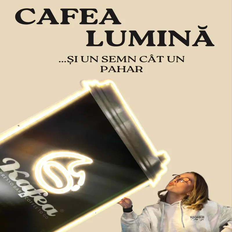 Cafea, lumină și un semn cât un pahar!