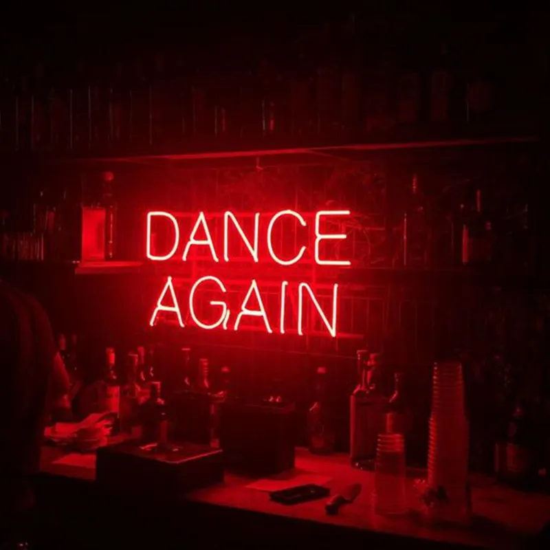 Diferența dintre semnele luminoase fabricate din NEON Sticlă sau bandă LED NEON