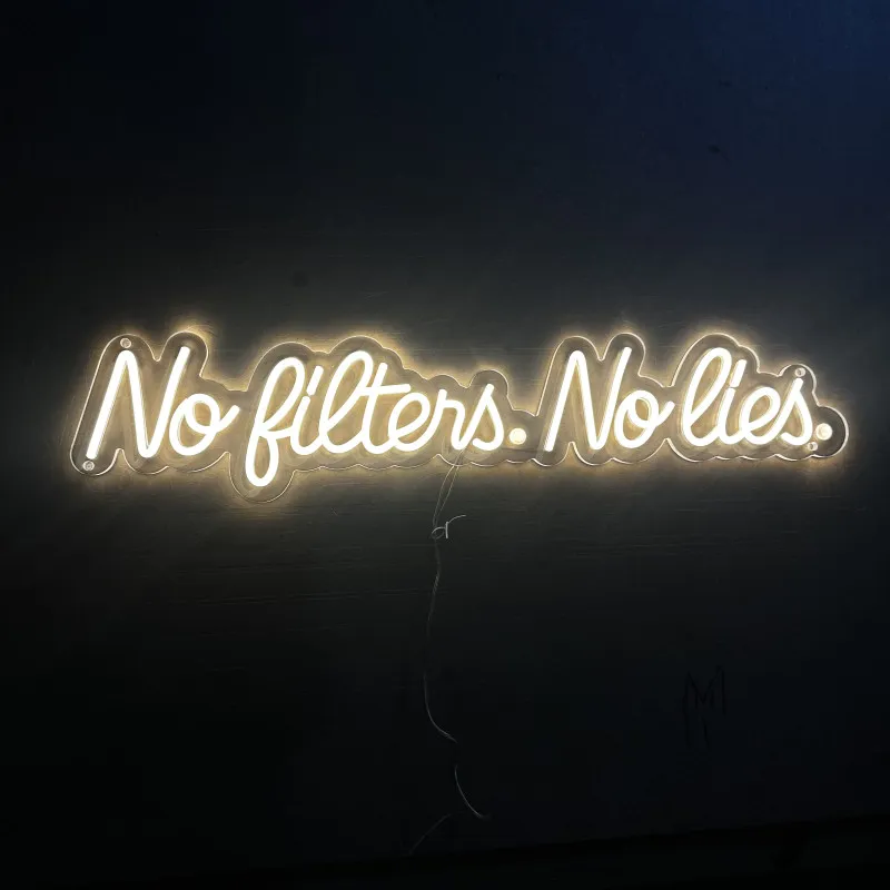 No filters. No lies — individuelles LED-Neon-Schild