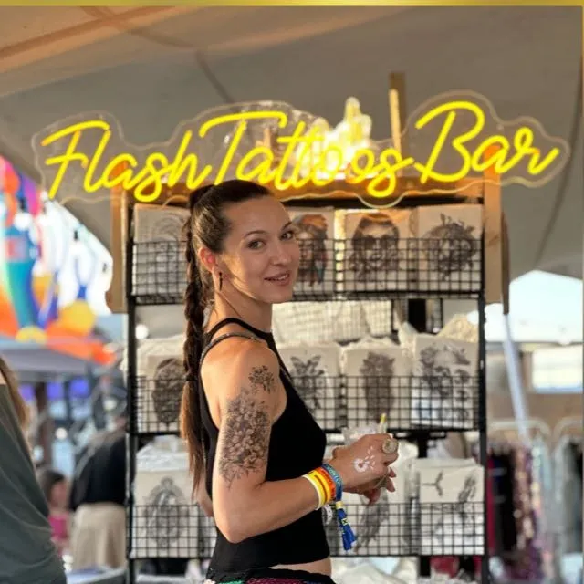 Flash Tattos Bar