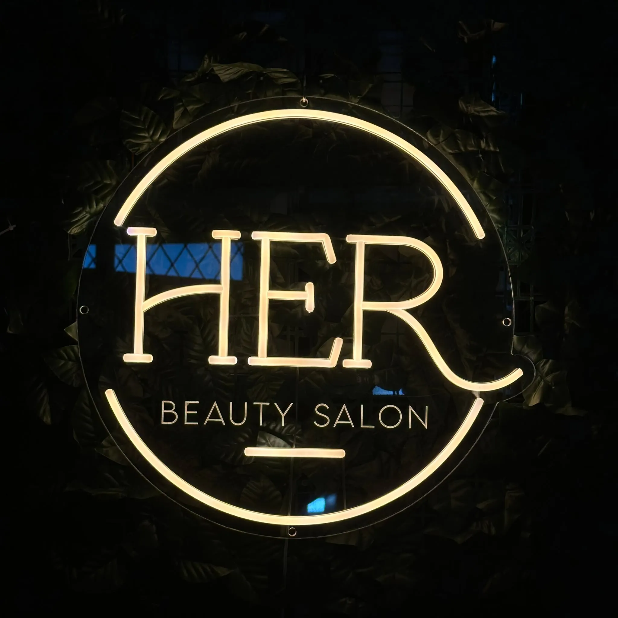 HER Beauty Salon