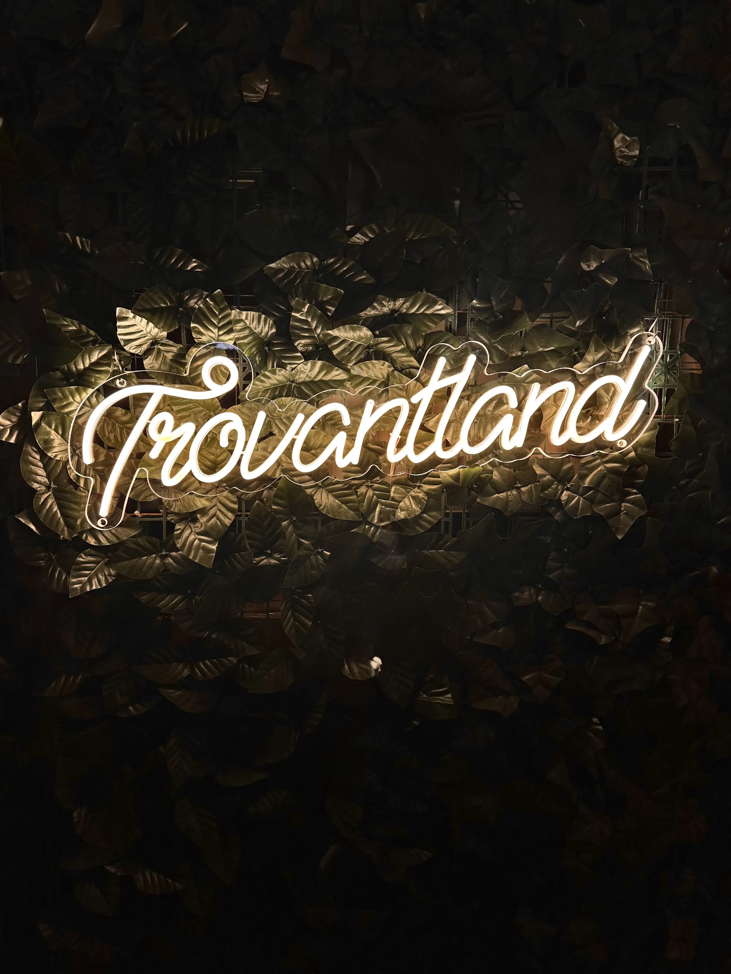 Trovantland