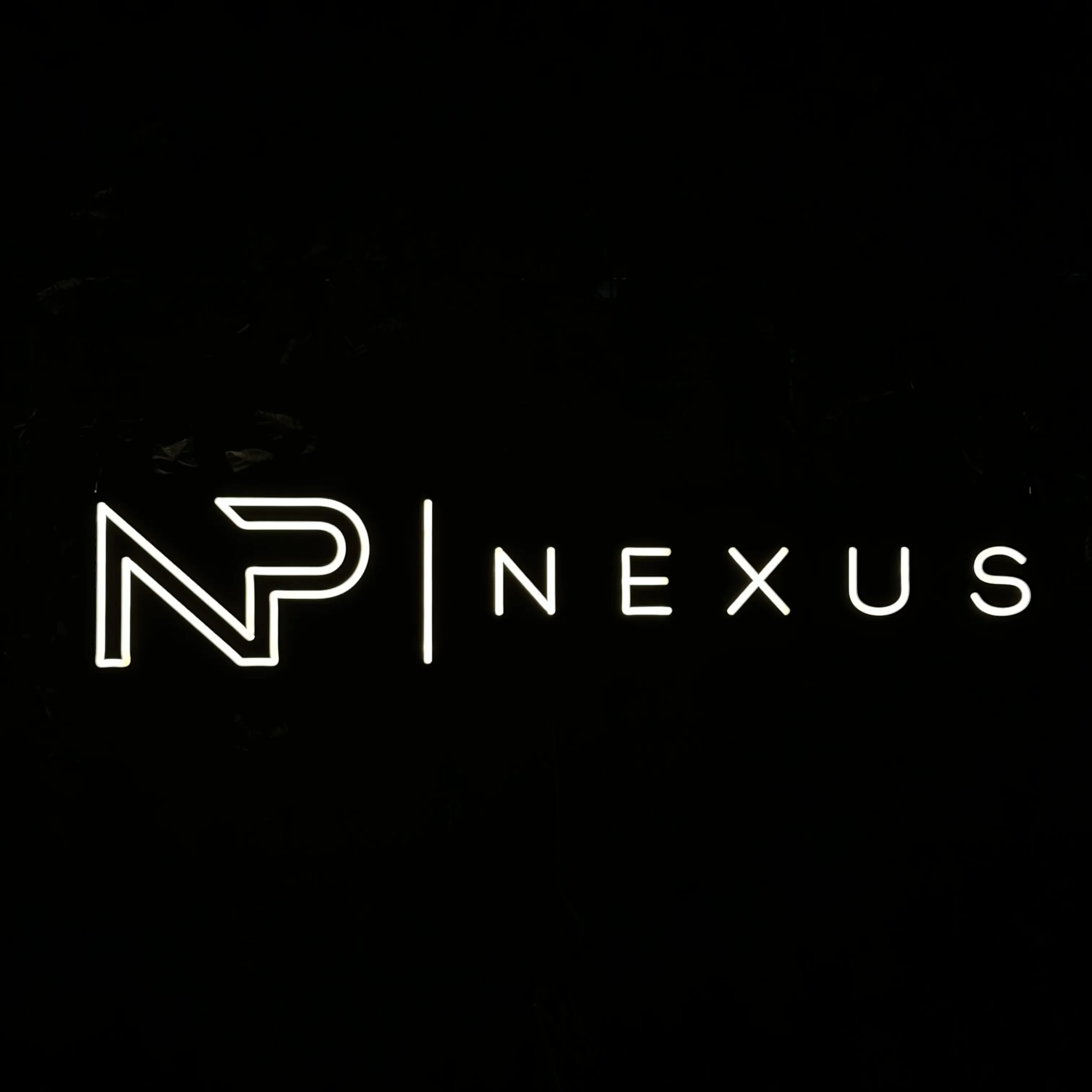 Semn luminos Nexus