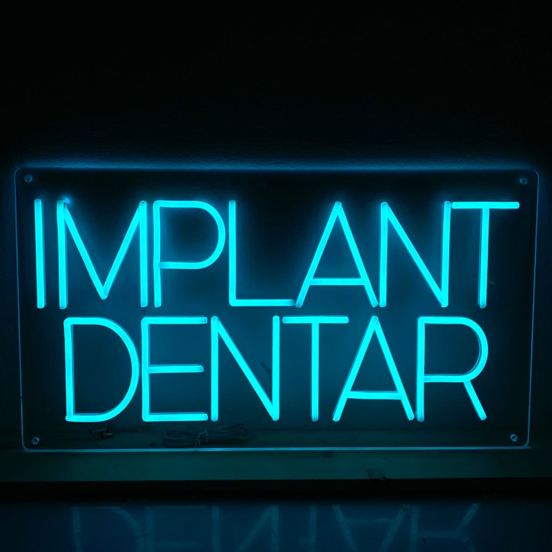 Implant Dentar