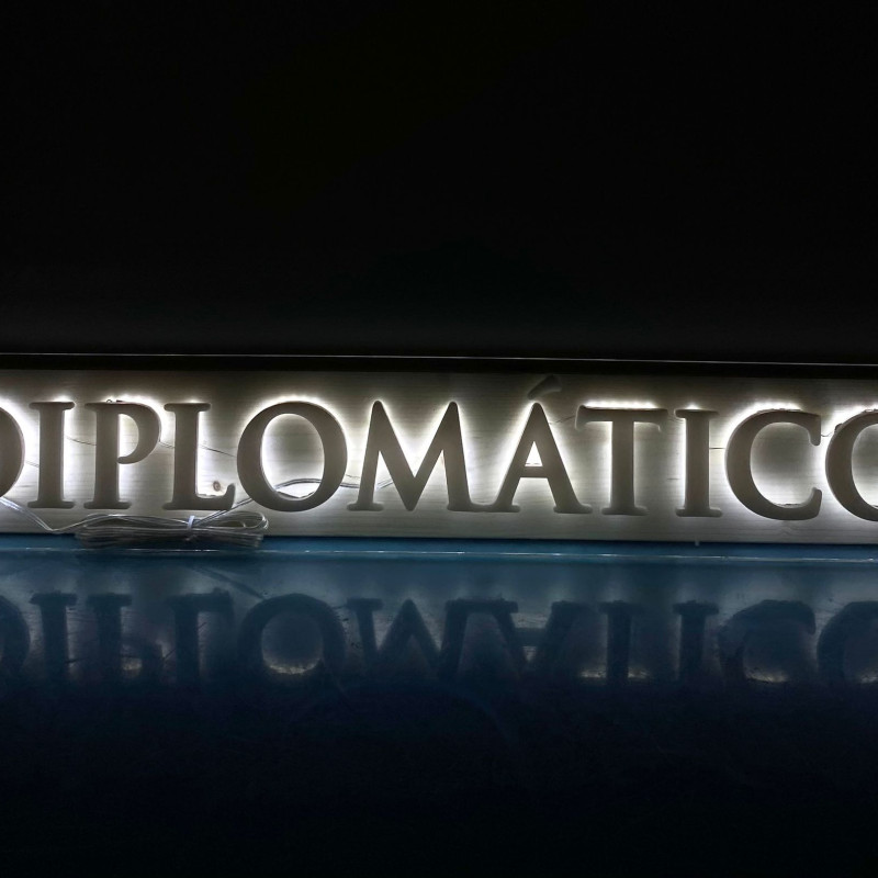 Diplomatico (backlight)