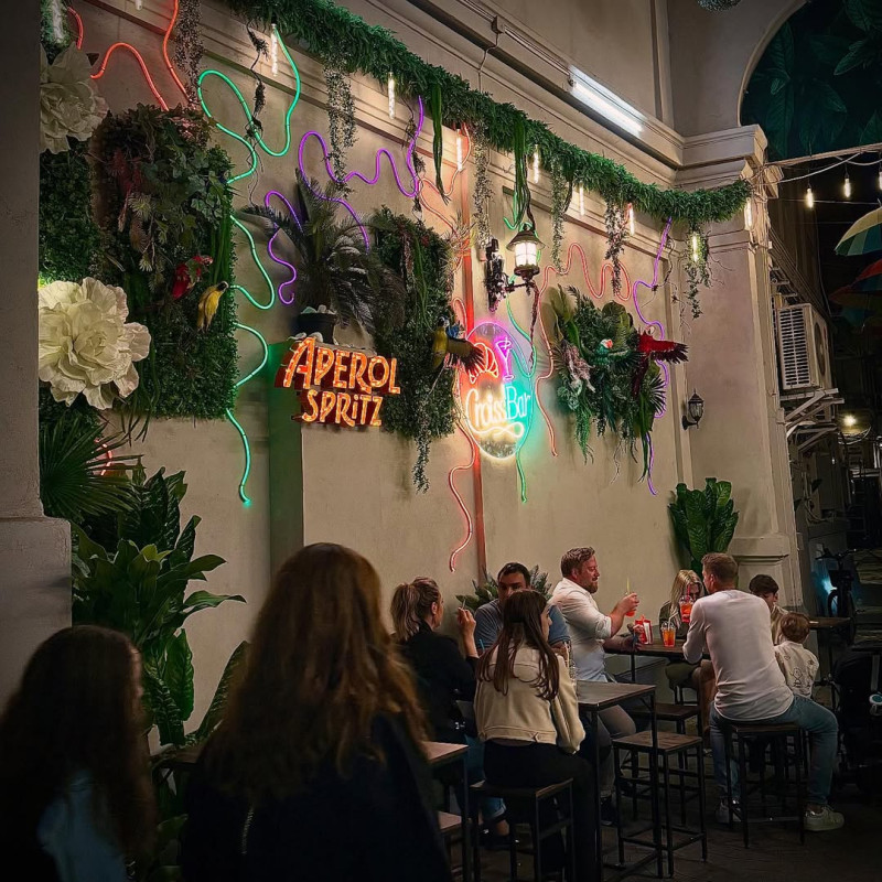 CROISS BAR
