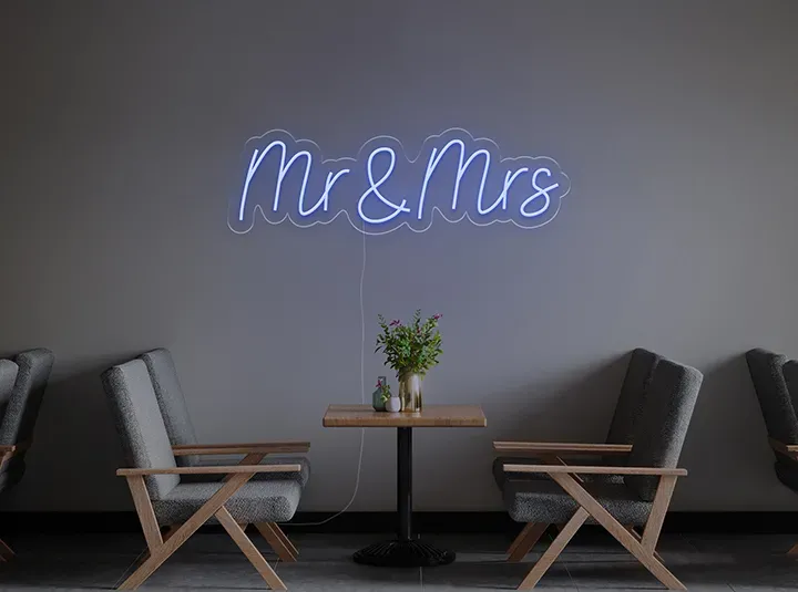 Mr & Mrs - LED Neon Sign