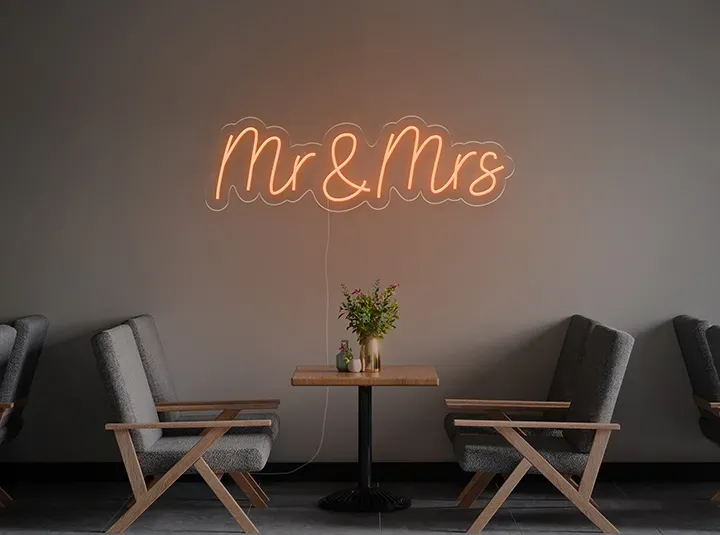 Mr & Mrs - LED Neon Sign