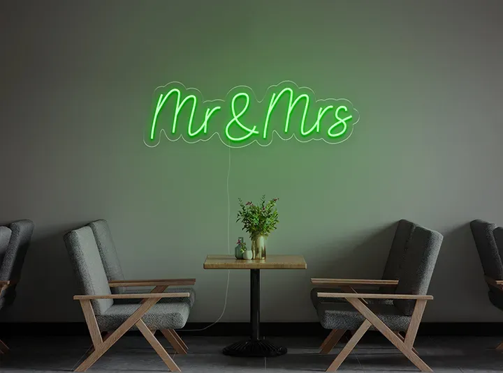 Mr & Mrs - LED Neon Sign