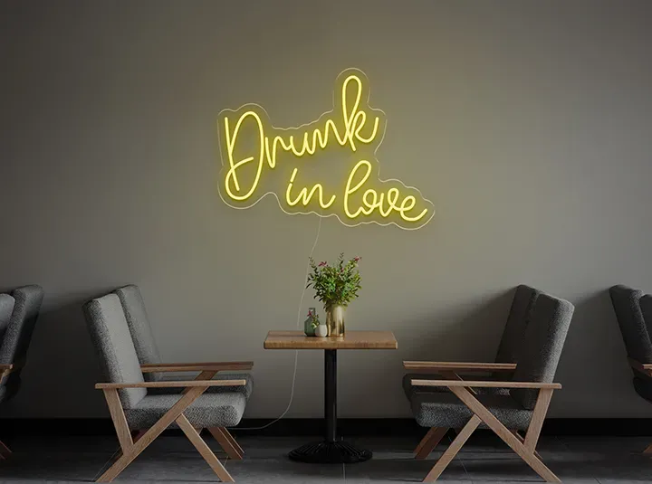 Drunk in Love - Semn Luminos LED Neon