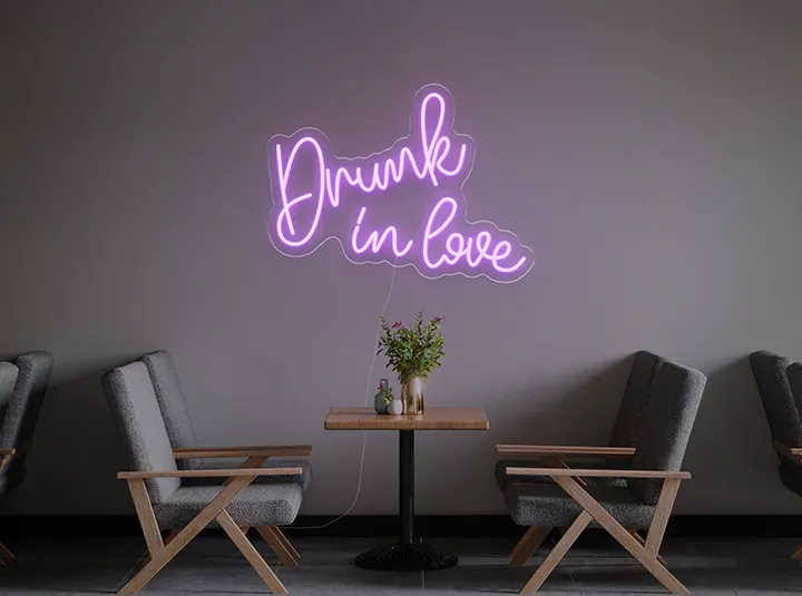 Drunk in Love - Semn Luminos LED Neon