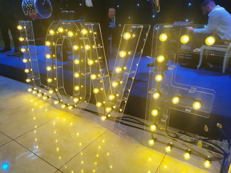 Litere Volumetrice Luminoase din Plexiglass 1.6M