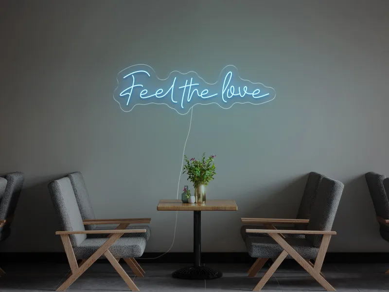 Feel The Love - Semn Luminos LED Neon