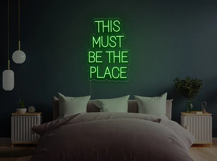 THIS MUST BE THE PLACE - Semn Luminos LED Neon de Inchiriat