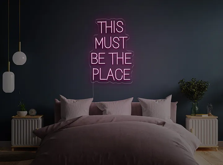 THIS MUST BE THE PLACE - Semn Luminos LED Neon de Inchiriat