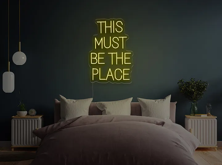 THIS MUST BE THE PLACE - Semn Luminos LED Neon de Inchiriat