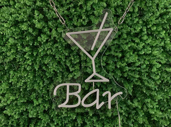 Cocktail & Bar - Semn Luminos LED Neon de Inchiriat