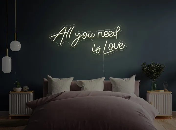 All you need is Love - Semn Luminos LED Neon de Inchiriat