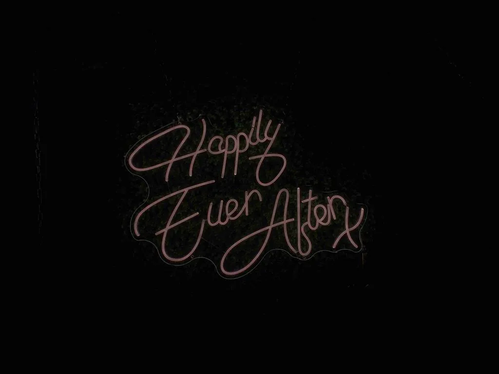 Happily Ever After X - Semn Luminos LED Neon de Inchiriat