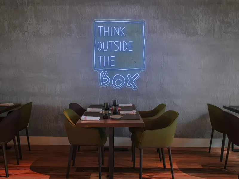 Think Outside The Box - Semn Luminos LED Neon
