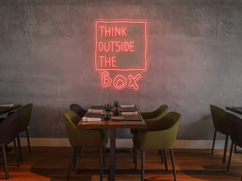 Think Outside The Box - Semn Luminos LED Neon