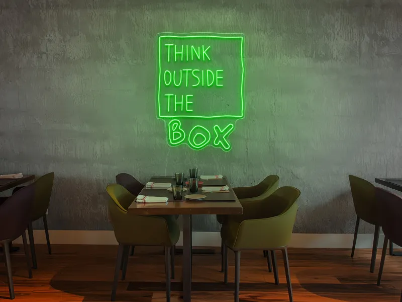 Think Outside The Box - Semn Luminos LED Neon