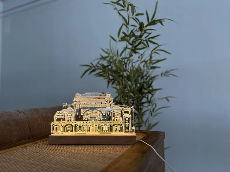 Cazino Constanta - Semn Luminos Gravat in Plexiglas pe Baza Lemn