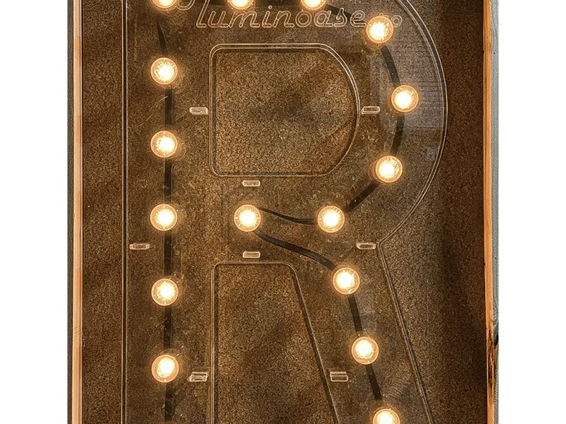 Litere Volumetrice Luminoase 1M de Inchiriat