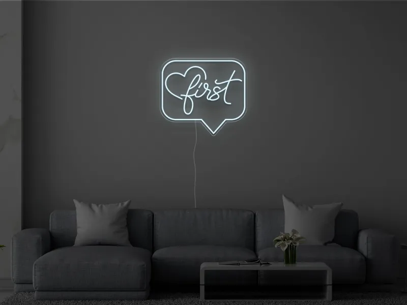 Love First - Semn Luminos LED Neon