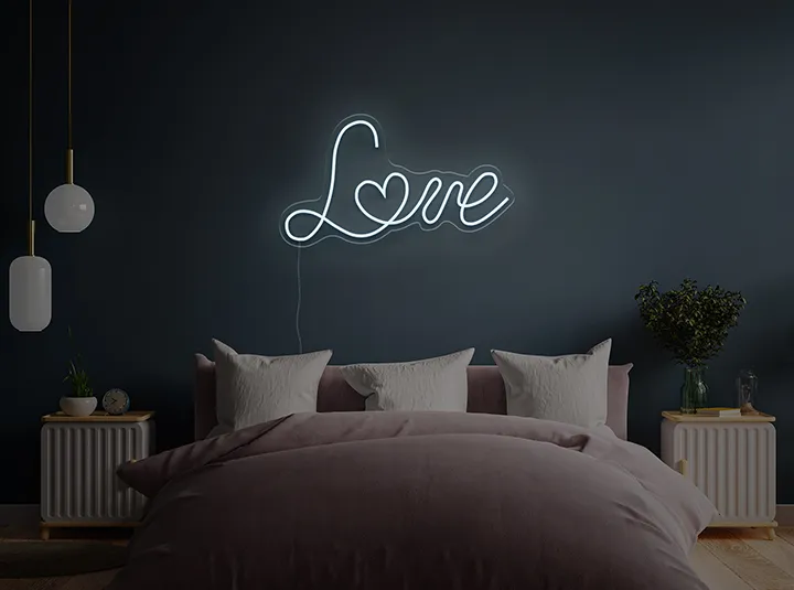 Love - Semn Luminos LED Neon