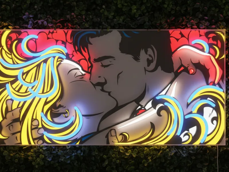 Kiss - Semn Luminos LED Neon