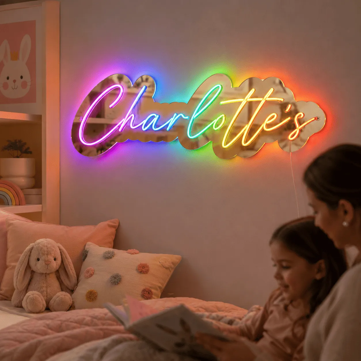 Semn luminos personalizat cu nume, plexiglas oglindă și iluminare RGB – 44 cm