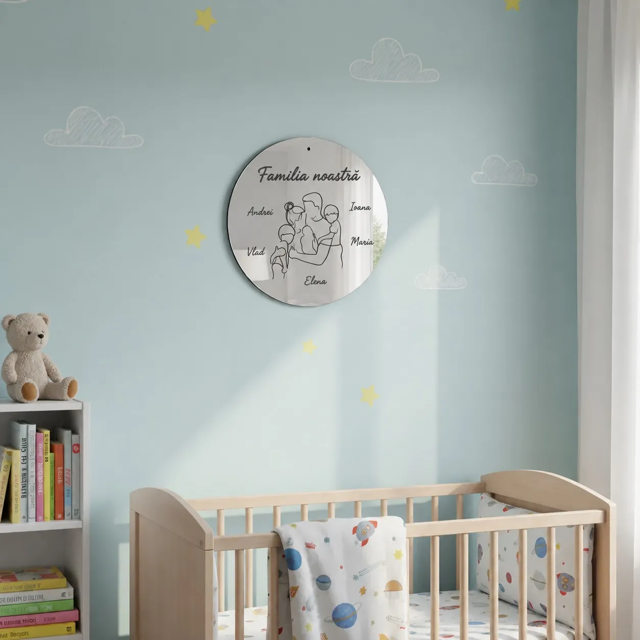 Tableau personnalisé en bois pour famille, avec les noms des membres et illustration line art