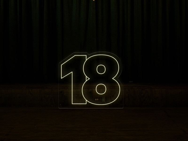 18 - Semn Luminos LED Neon de Inchiriat