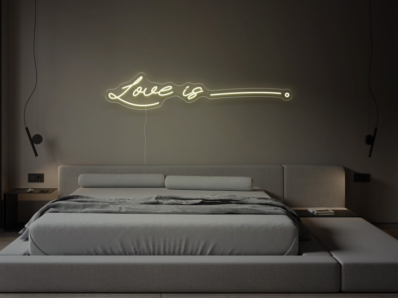 Love is - Insegna Neon LED