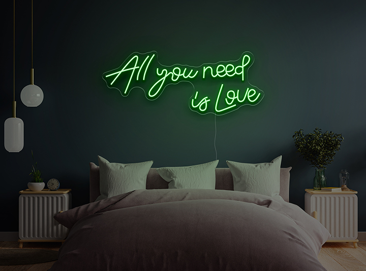 All you need is Love - Semn Luminos LED Neon de Inchiriat