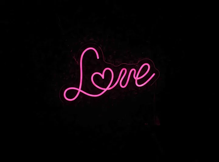 Love - Signe lumineux au neon LED