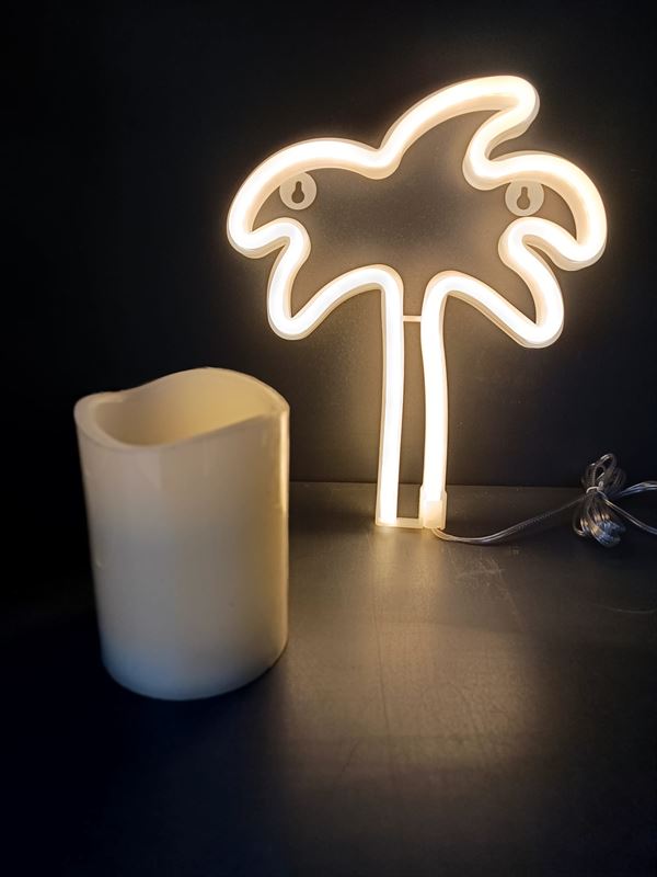 Lampa LED Neon Palmier, Lumina Calda, cu Baterii si cablu USB